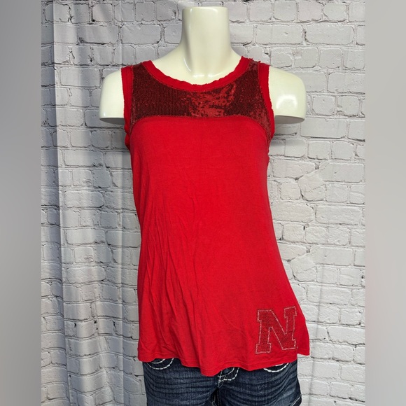 Women’s medium sequin Meesh & Mia Nebraska tank top - Picture 1 of 4